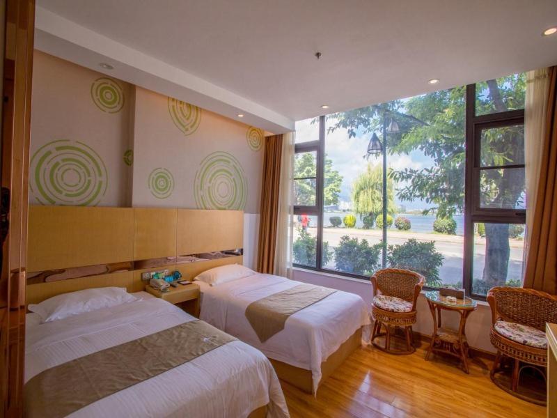 Greentree Inn Yunnan Dali Puhai Binhai Road Business Hotel Exterior photo