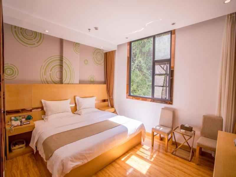Greentree Inn Yunnan Dali Puhai Binhai Road Business Hotel Exterior photo