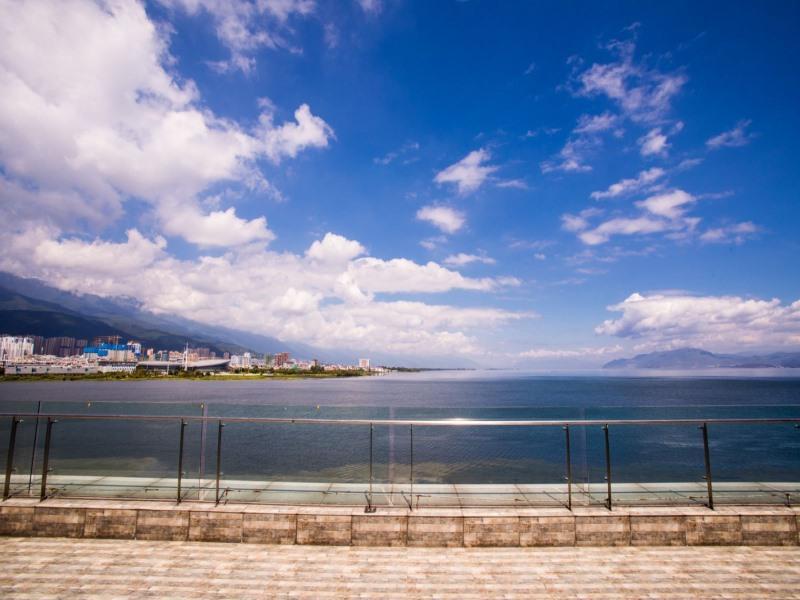 Greentree Inn Yunnan Dali Puhai Binhai Road Business Hotel Exterior photo