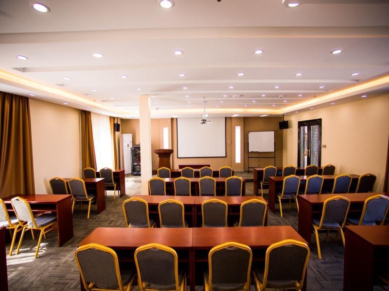 Greentree Inn Yunnan Dali Puhai Binhai Road Business Hotel Exterior photo